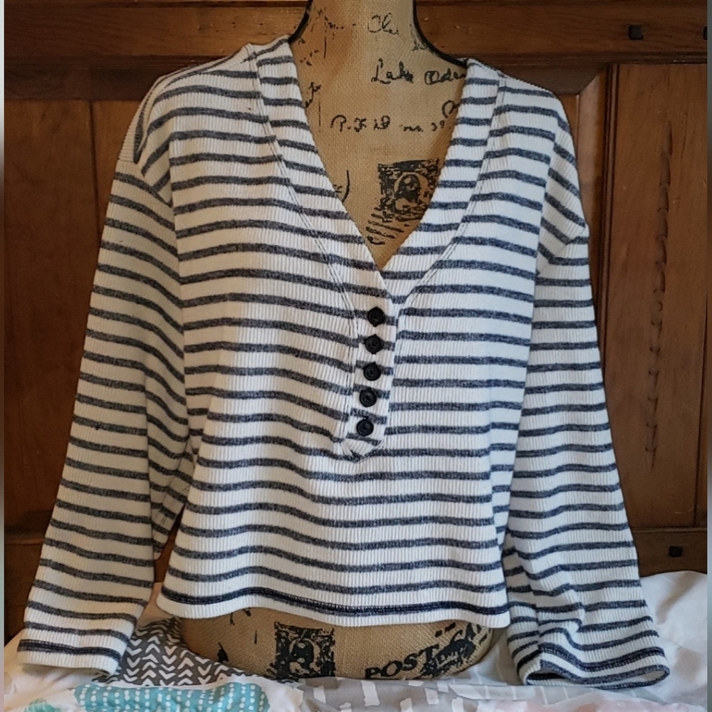 Urban‎ Outfitters size small